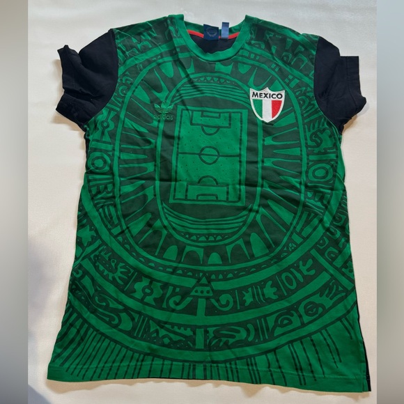 Adidas Originals Football T-Shirt Size L - Picture 1 of 3